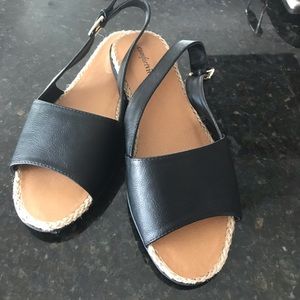 Comfortview 9ww black sandal buckle ankle strap